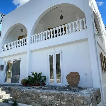 Kastri Seaside Splendour! Apartment