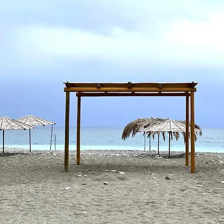 Kastri Seaside Splendour! Apartment
