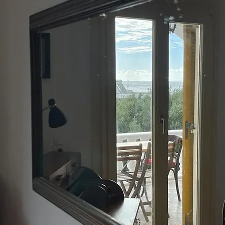 Kastri Seaside Splendour! Apartment